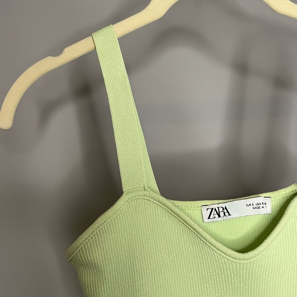 (SOLD) ZARA Light Green Ribbed Crop Tank Top - Picture 2 of 7